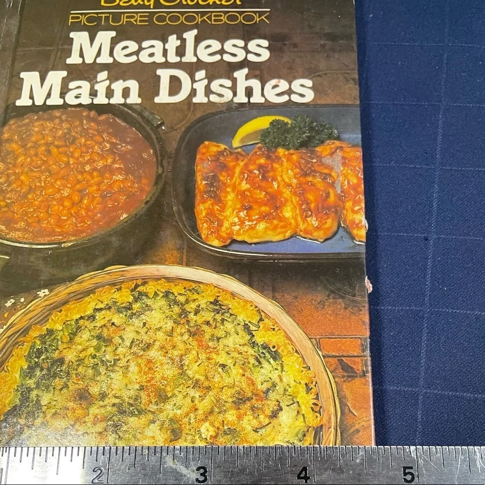 VTG 1982 Betty Crocker Picture Cookbook ‘Meatless Main Dishes’ hardcover book